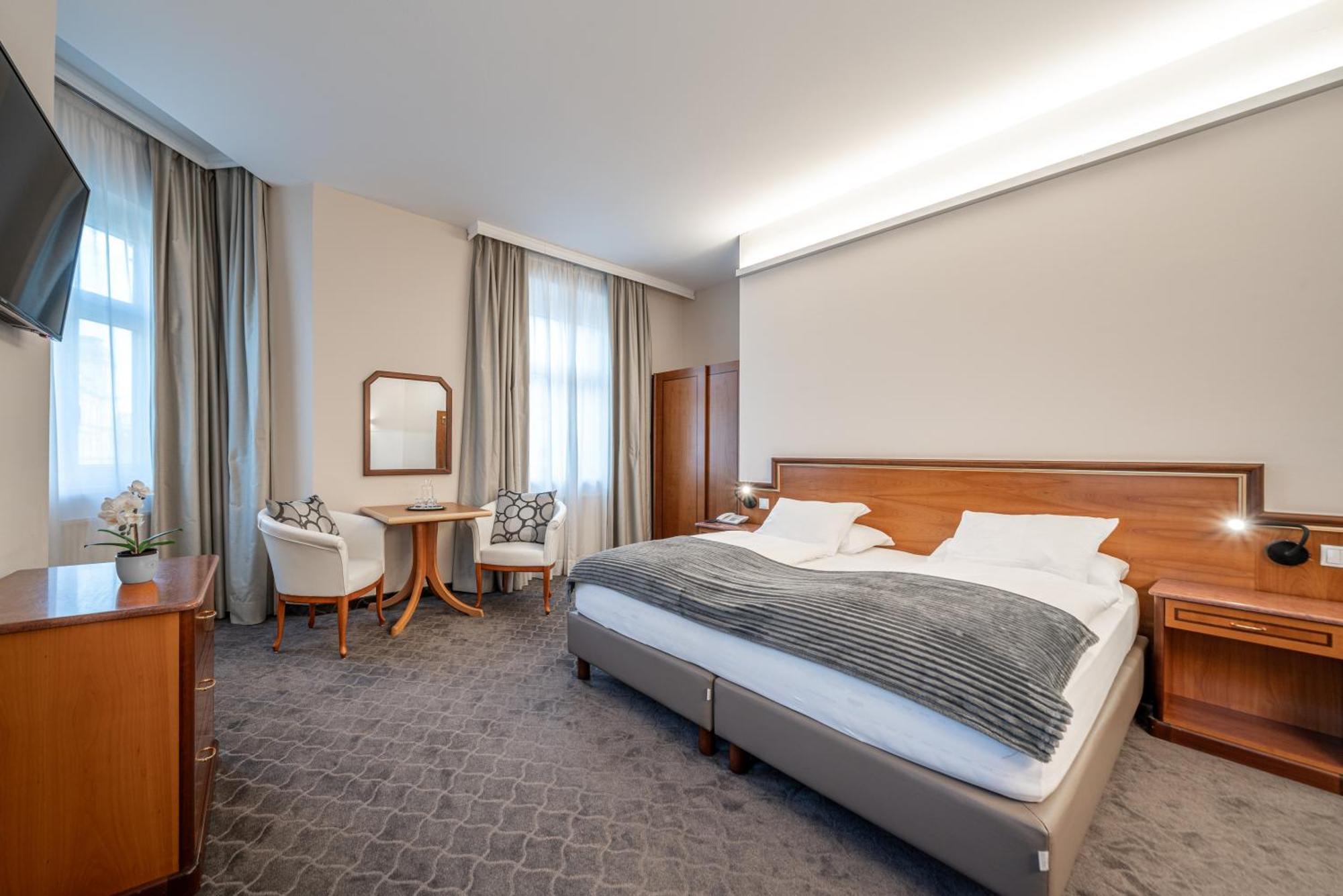 Hotel Neue Post I Self Check-In Innsbruck Eksteriør bilde