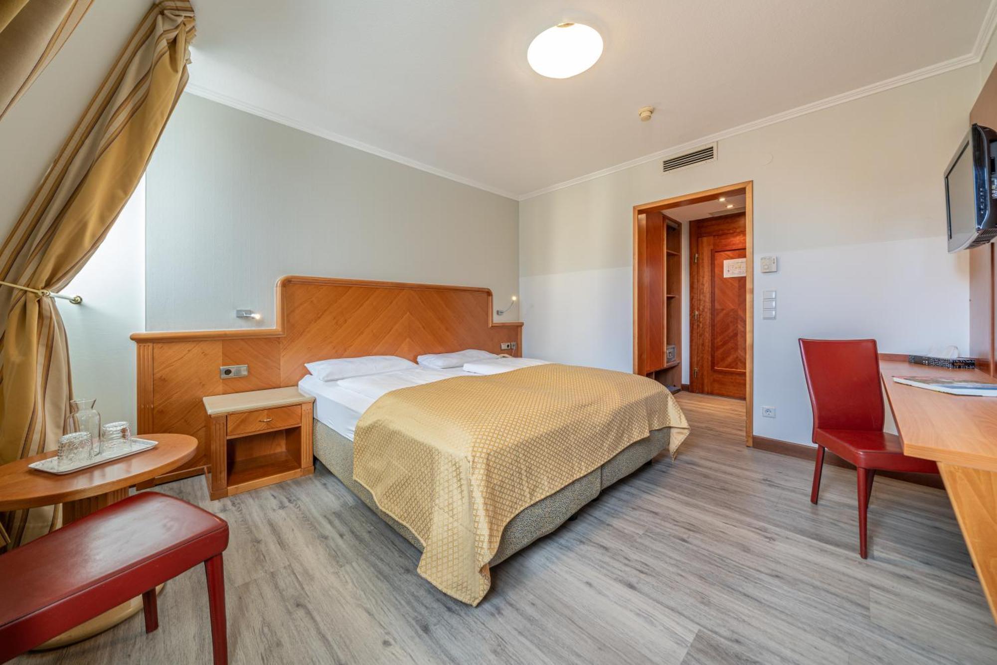 Hotel Neue Post I Self Check-In Innsbruck Eksteriør bilde