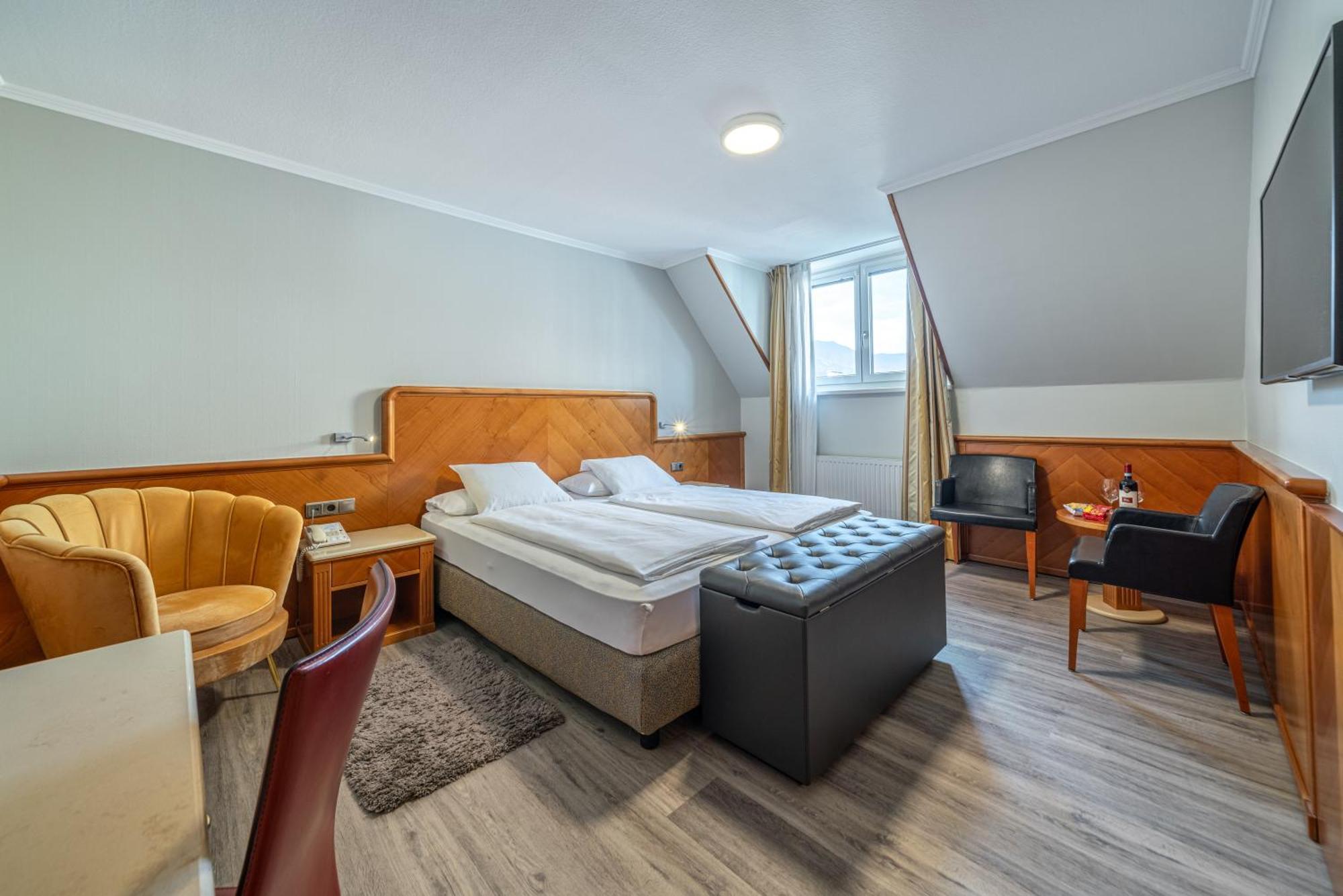 Hotel Neue Post I Self Check-In Innsbruck Eksteriør bilde