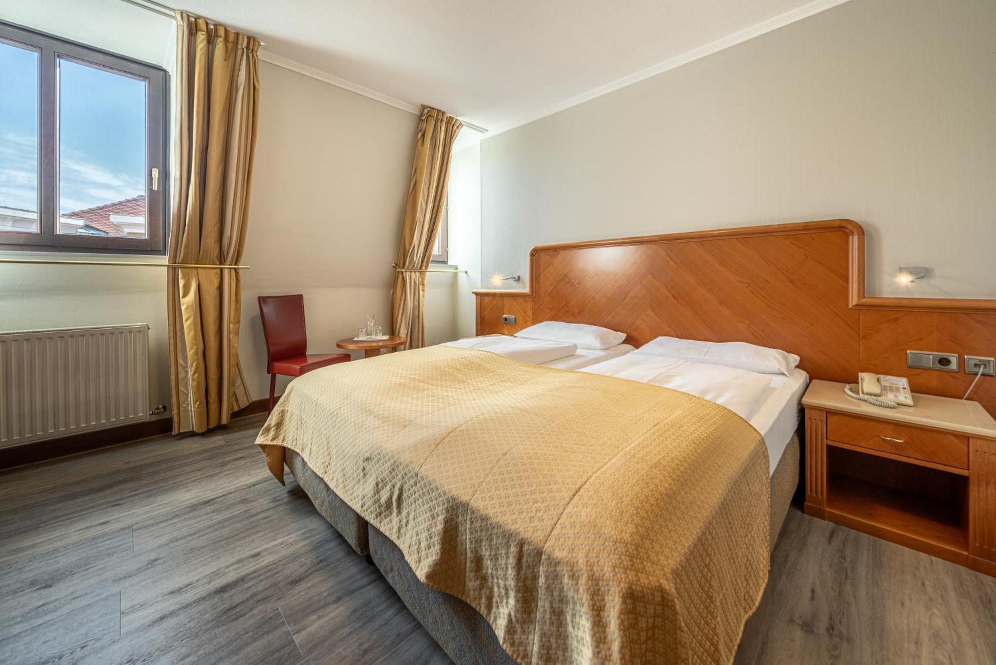 Hotel Neue Post I Self Check-In Innsbruck Eksteriør bilde