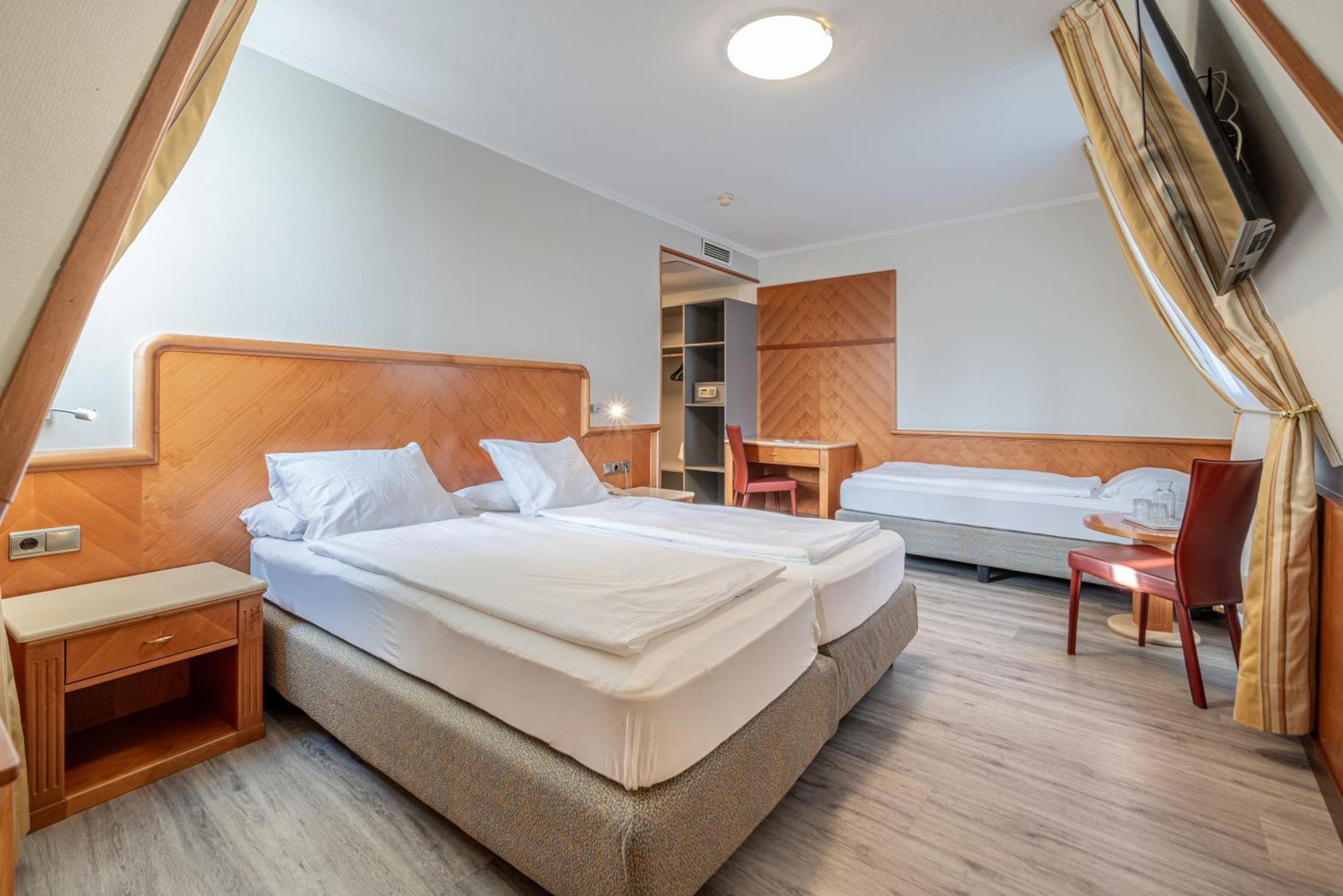 Hotel Neue Post I Self Check-In Innsbruck Eksteriør bilde